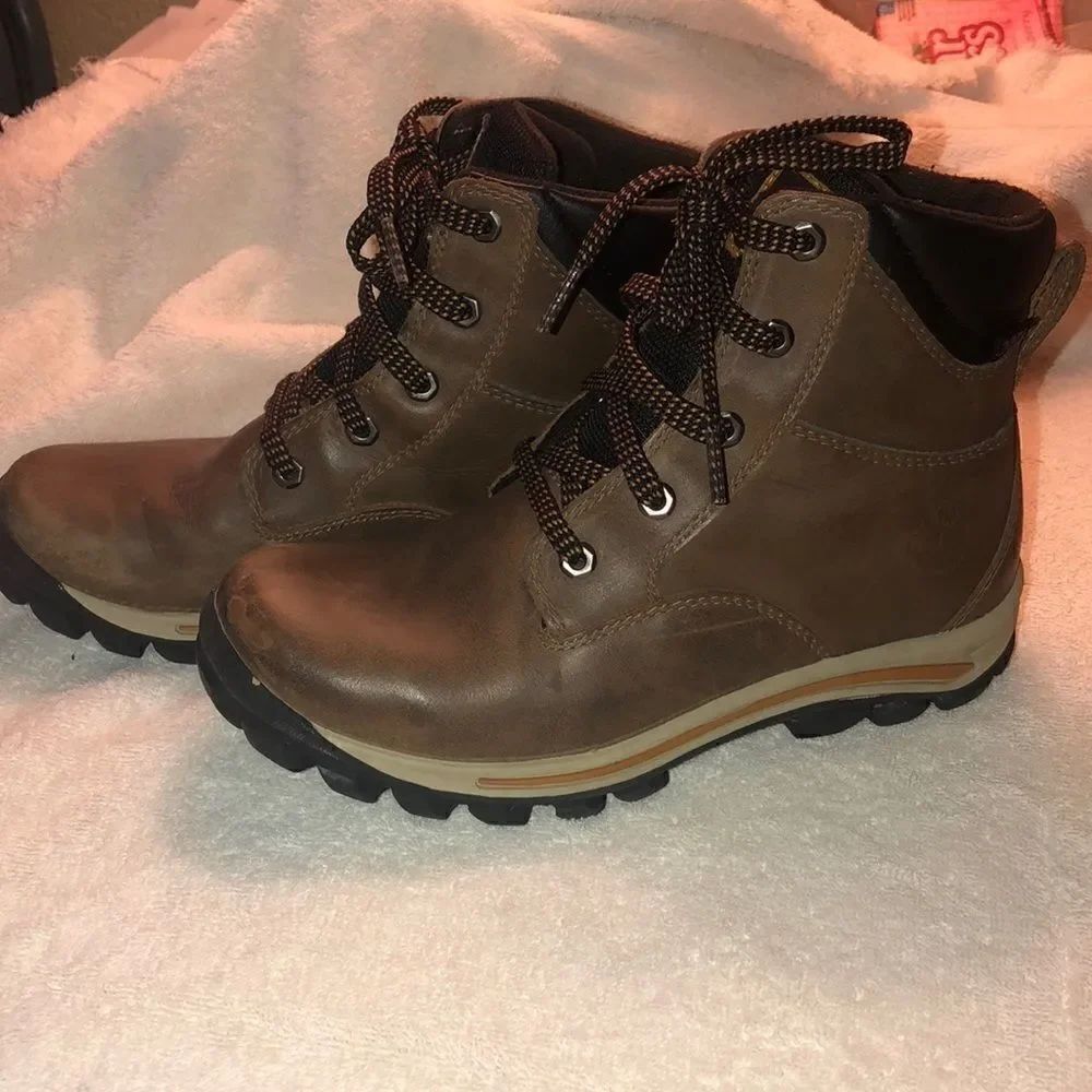 Timberland   - Picture 3 of 7